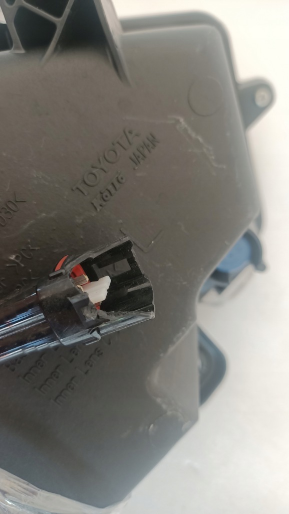 Противотуманная фара левый перед drl led 4 pin lexus nx 1 2014- Оригинал