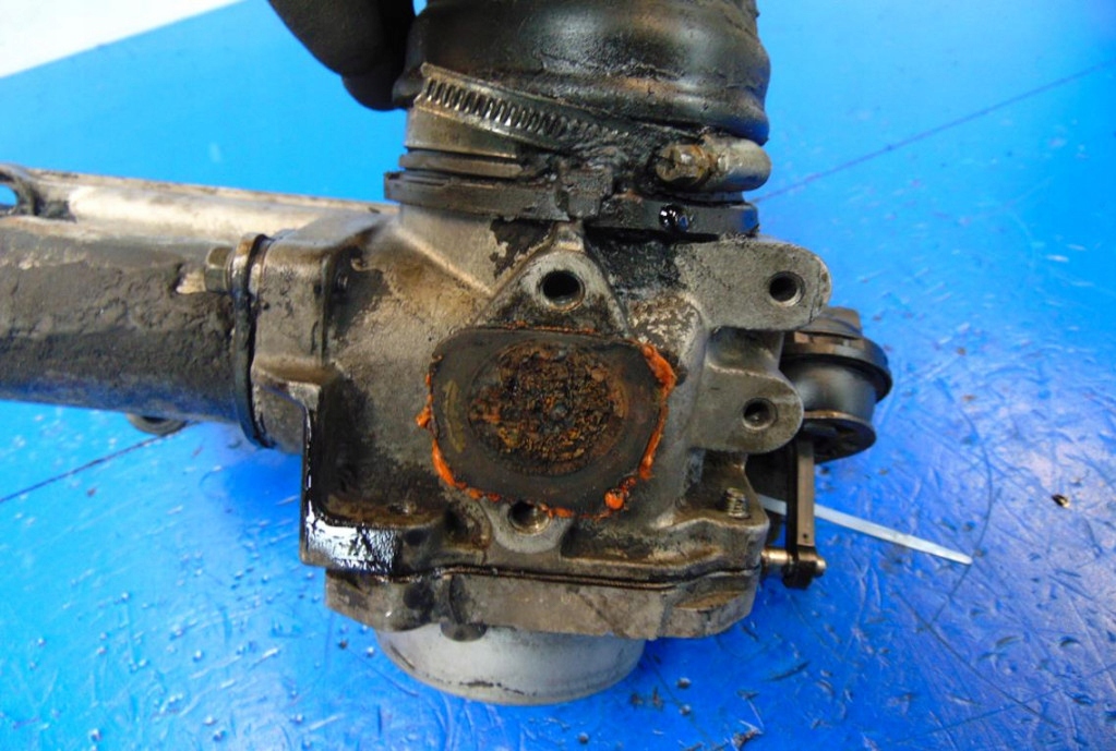 фото №6, Renault laguna ii 2.2dci дроссельная заслонка 8200056350