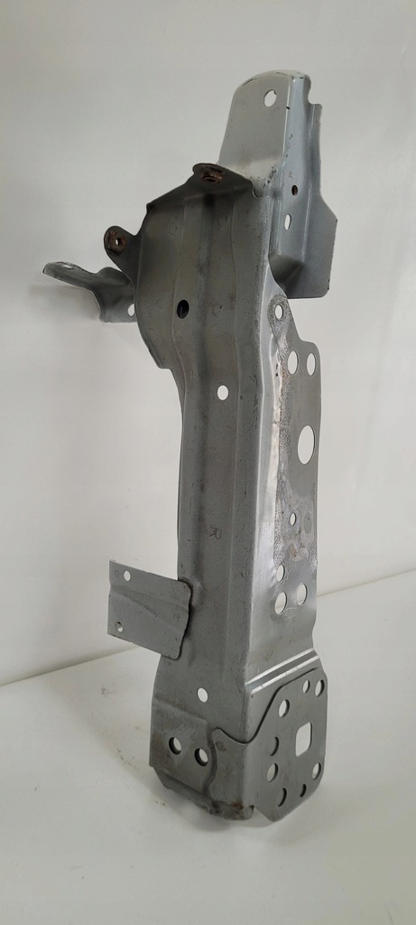 фото №1, Кронштейн вертикальний правий toyota corolla e21 19-