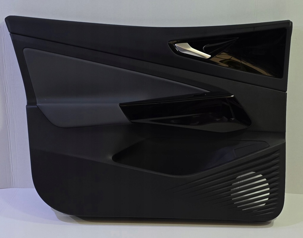 фото №10, Vw id.4 оббивка обшивка двері лівий перед шкіра 11c867009b eou 11b867011 uk