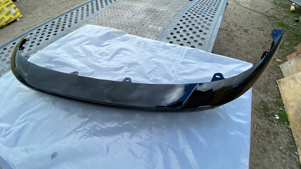 фото №1, Бампер задня clio iv kombi 850222801r