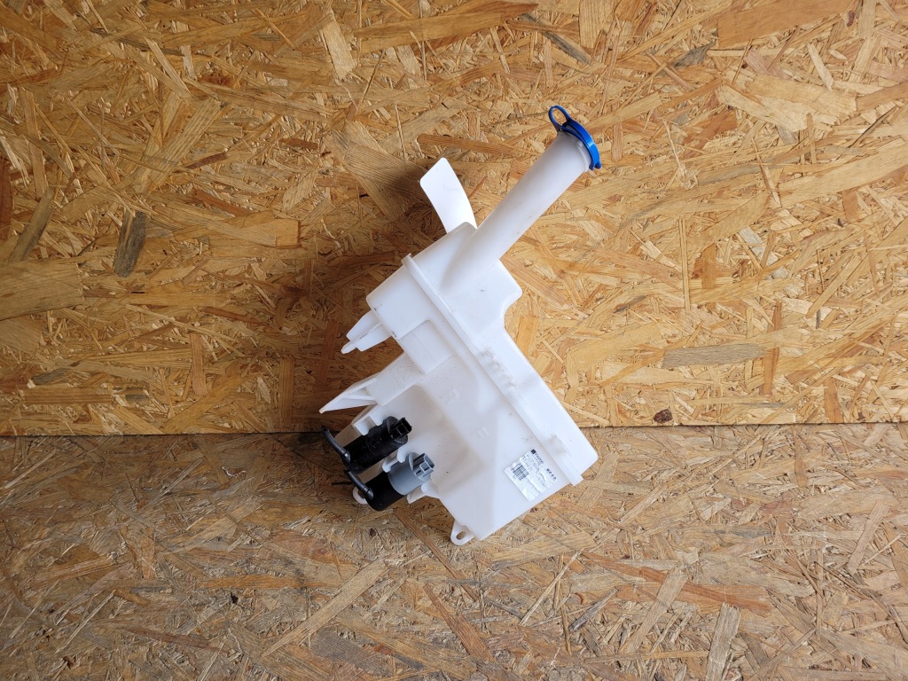 фото №1, Toyota aygo ii бак омывателя оригинал fv