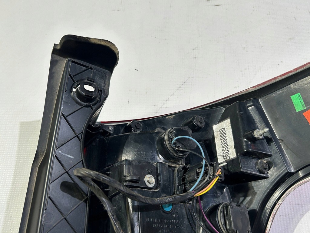 фото №11, Лампа задняя задняя левая led оригинал ford explorer v 2016-