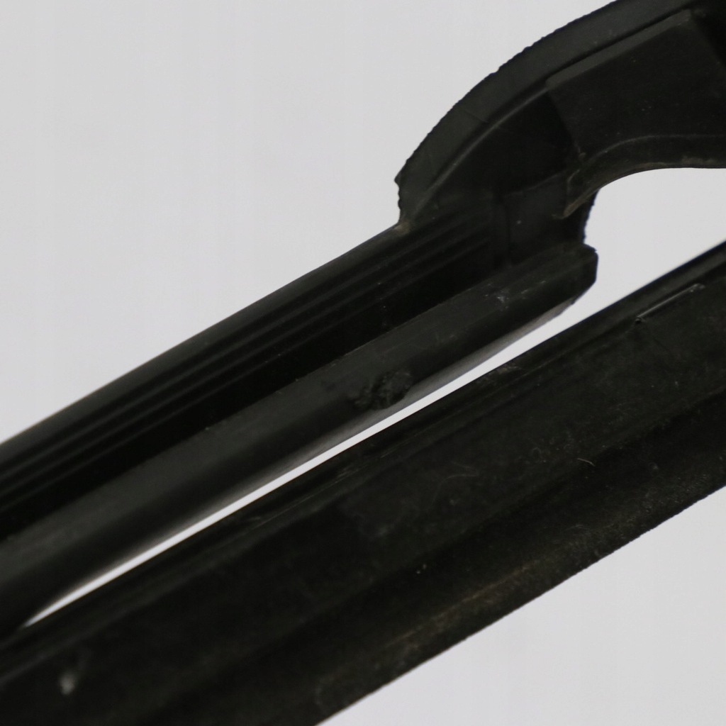 фото №10, Mercedes clk c209 молдинг прокладка подоконная дверь перед левая a2096900180