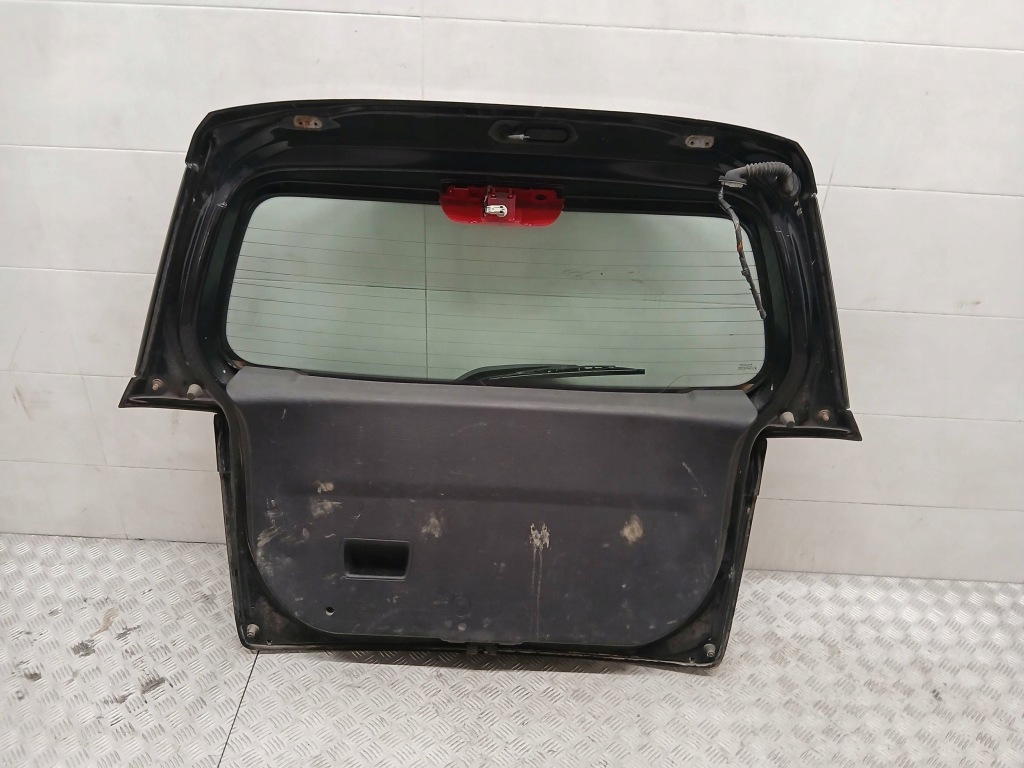 фото №16, Mazda 2 dy demio крышка багажника задняя багажника задняя 03-07