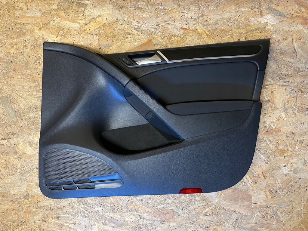 фото №1, Обшивка двері правий перед передній vw golf vi 5k hb