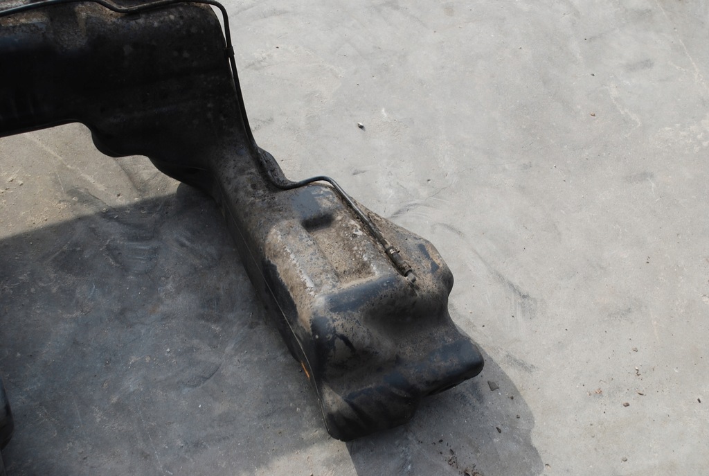 фото №7, Бак топлива audi a8 d2 2.8 lift lubelskie