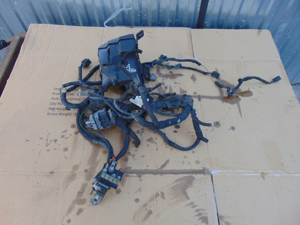 Купити Коробка запобіжників fiesta mk7 1.25 бензин