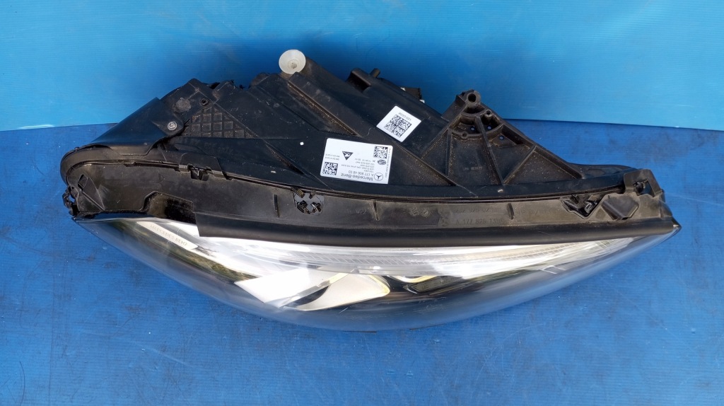 Фара правий перед європа  full led mercedes a klasa w177 a1779064803 Оригінал