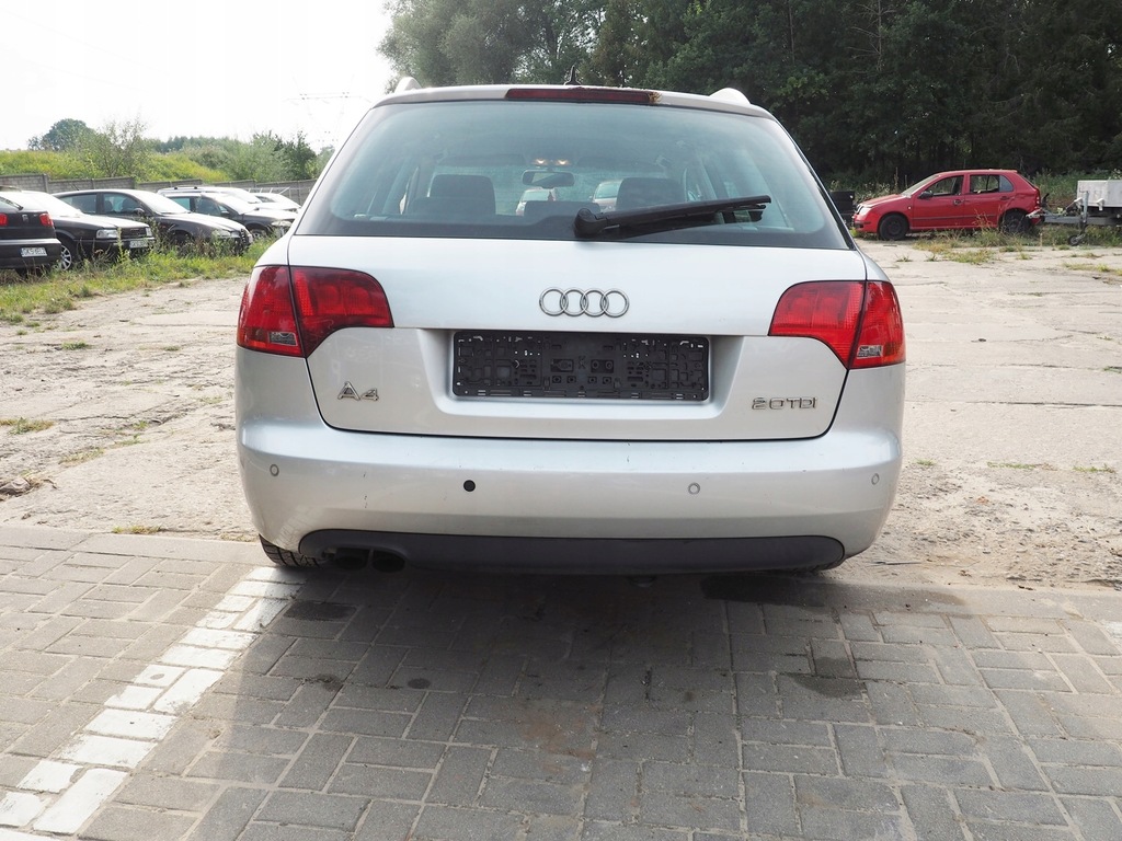 фото №9, Audi a4 b7 kombi лампа стельовий освітлення кабіни лампа