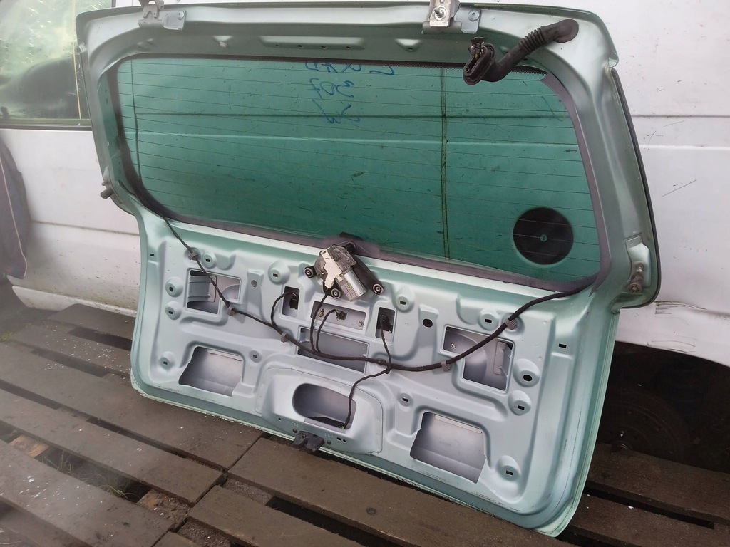 фото №8, Кришка багажника багажника задня peugeot 307 lqad