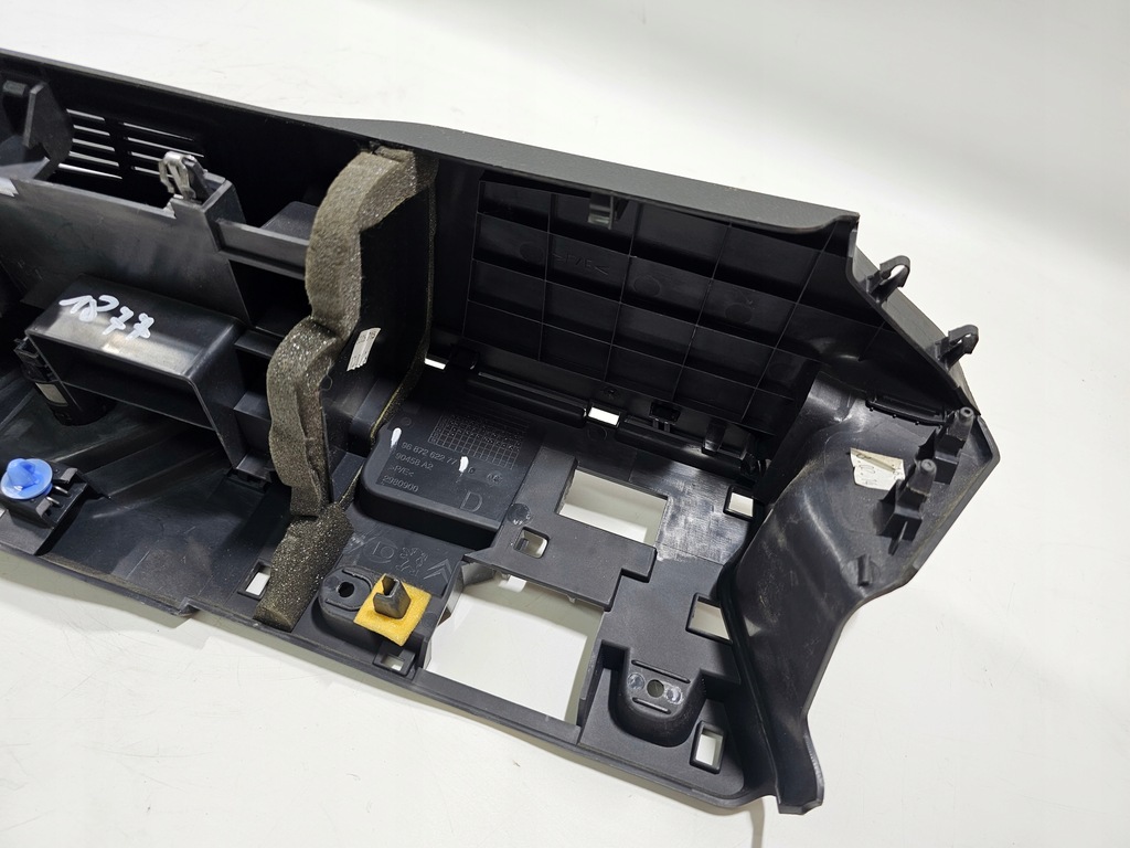 фото №13, Обшивка правий багажника peugeot 508 i #1877