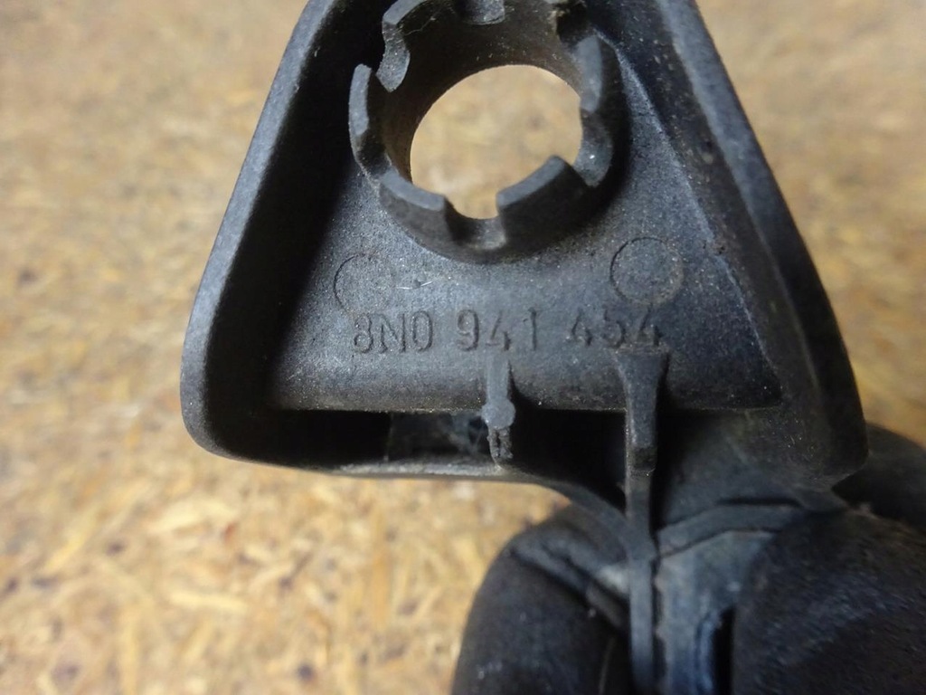 фото №13, Audi tt 8n кронштейн кронштейн лампы фара правое правый перед 8n0941454