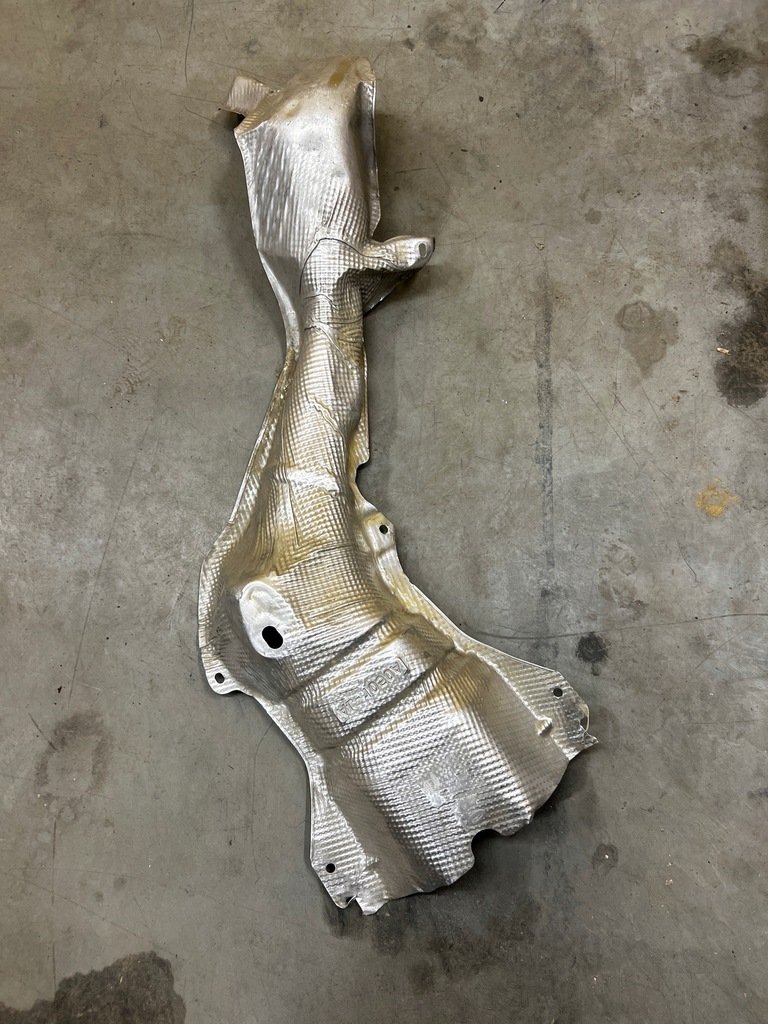 фото №1, Защита тепловая выхлоп подвеска renault espace v