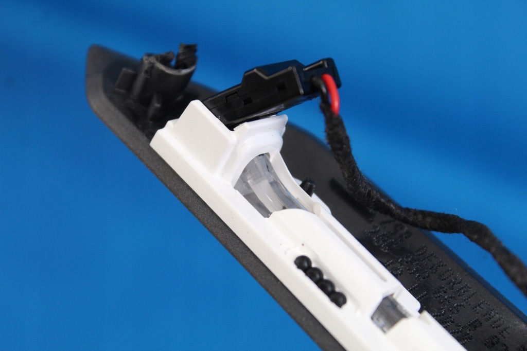 фото №8, Vw t-roc cabrio dekor led дверь правых 21r 2gc858066b