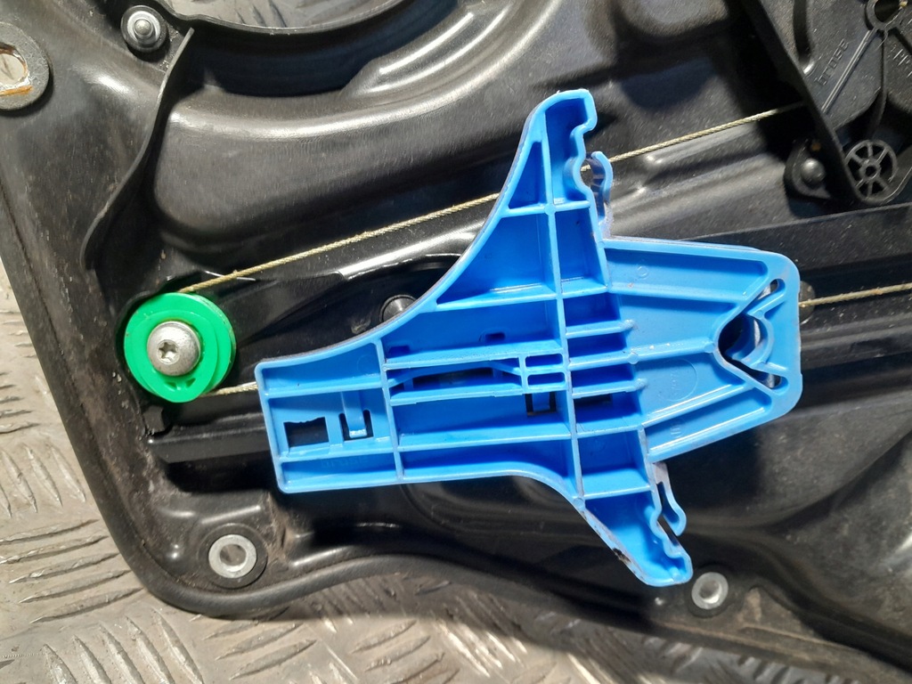 фото №8, Механизм окон левый задняя vw tiguan