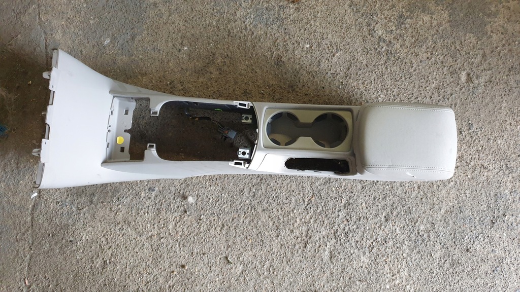 фото №12, Туннель средний volvo v50 04-12r. 2.0 d