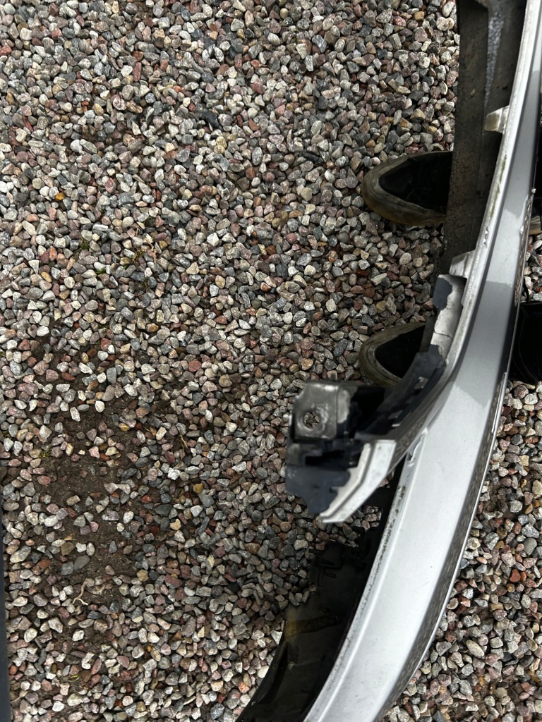 Mercedes c klasa w204 бампер перед передний 07/11 c723 723 Цена