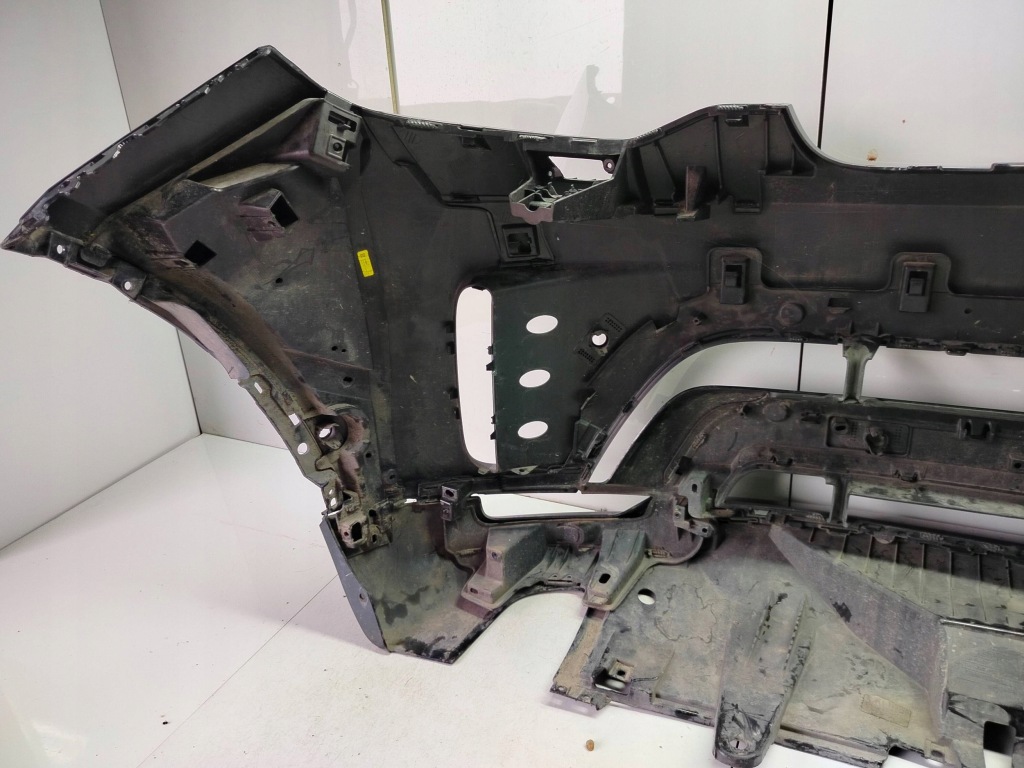 Бампер перед передній land rover discovery v 5 r dynamic 17- Доставка