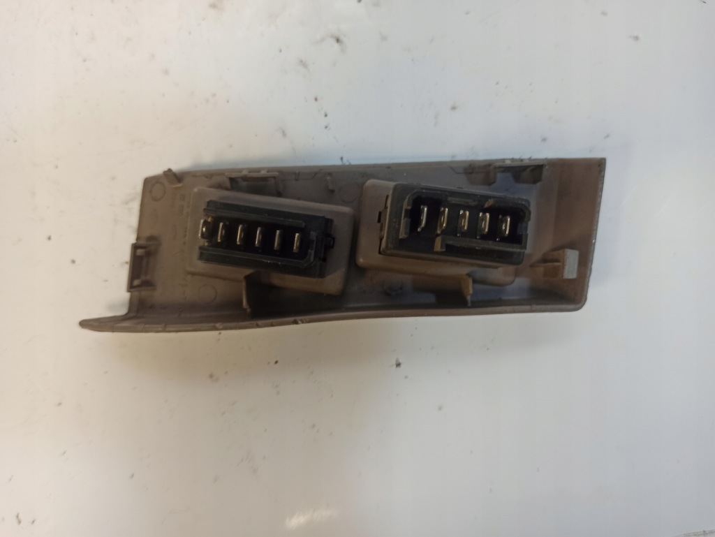 фото №6, Opel movano панель перемикач вікон лівий 7700351692g