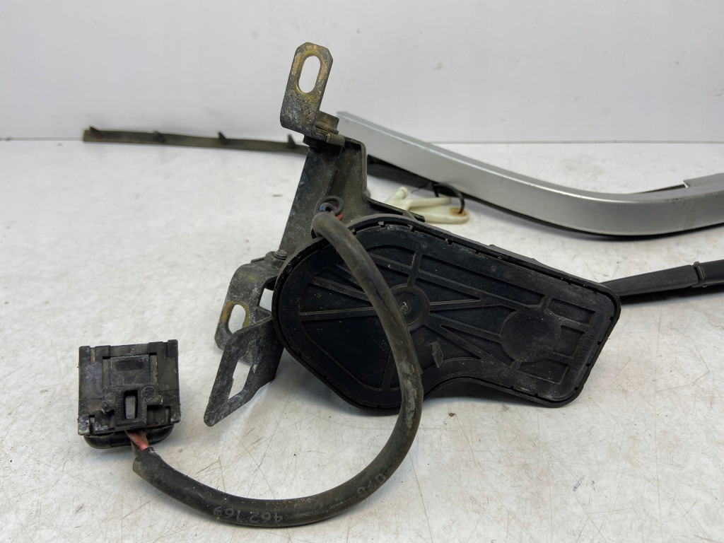 Mercedes моторчик дворники фара sl r129 левый правый молдинг комплект Киев