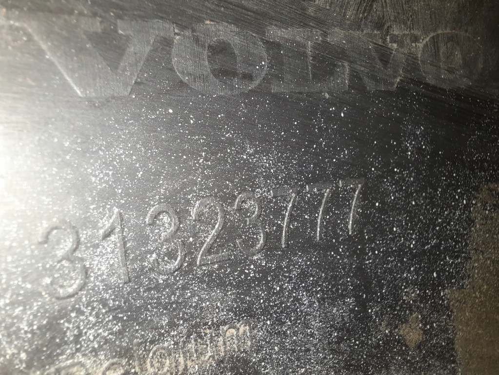 фото №9, Volvo xc60 i 08-17 бампер задняя 31323777