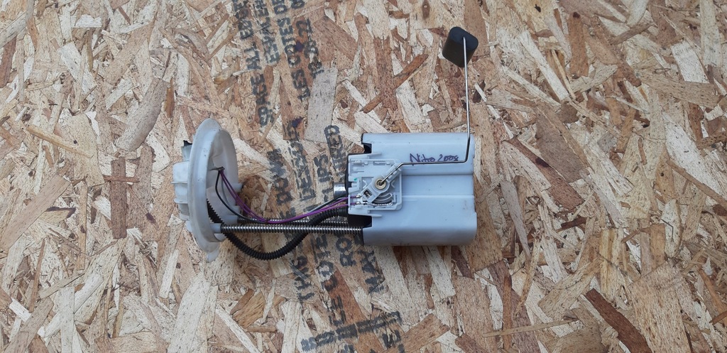 фото №5, Насос топлива dodge nitro 3.7