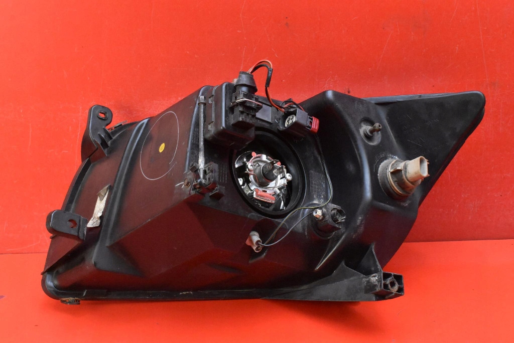 Фара правий лампа перед eu 05303740ah dodge caliber 1 i 06-12 Зі Шроту