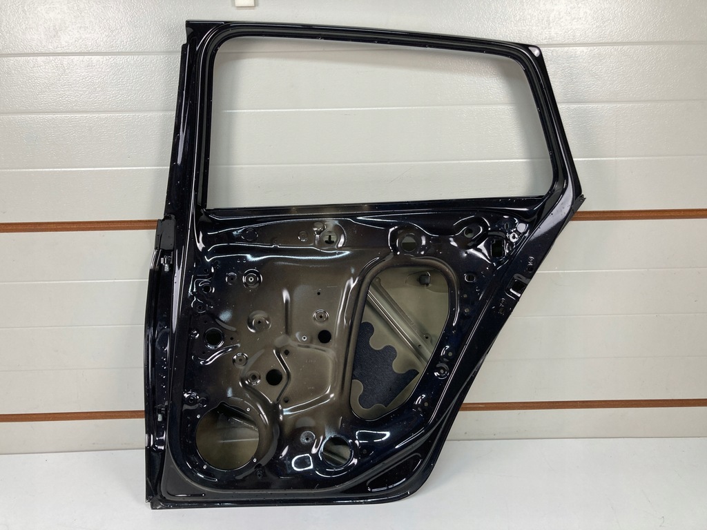 фото №12, Дверь правое задние skoda scala 657