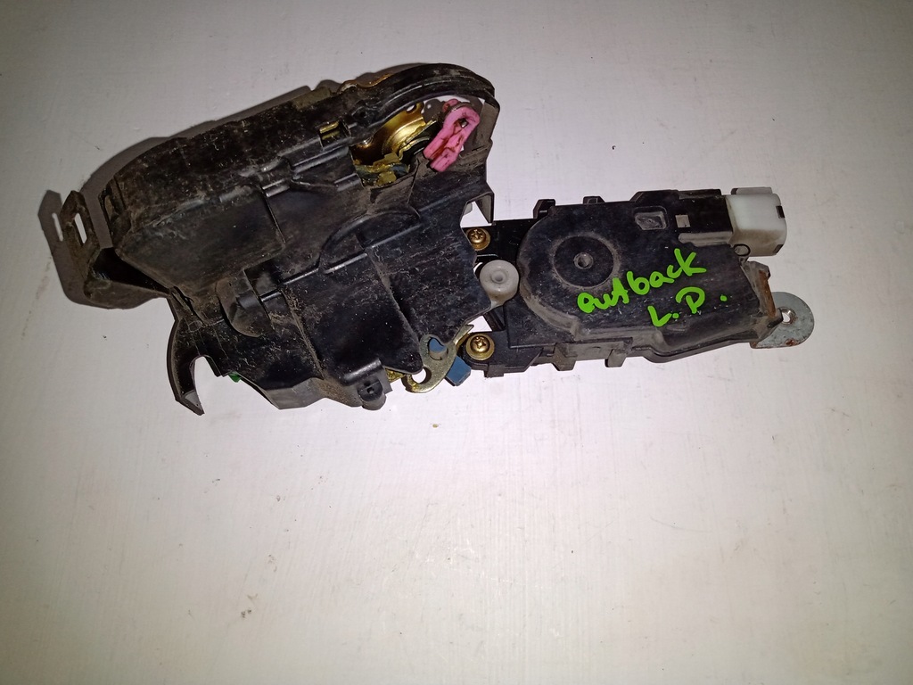 фото №1, Subaru outback ii legacy iii замок левый передний