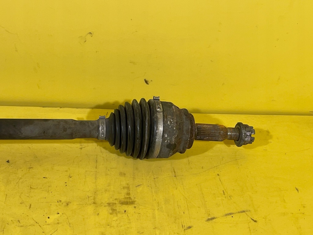 Peugeot 4007 - привідний вал правий перед Оригінал