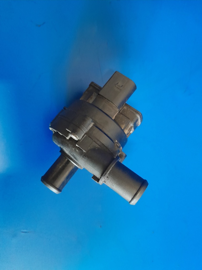 фото №1, Помпа циркуляция wody renault master iii 2.3 dci m9th898