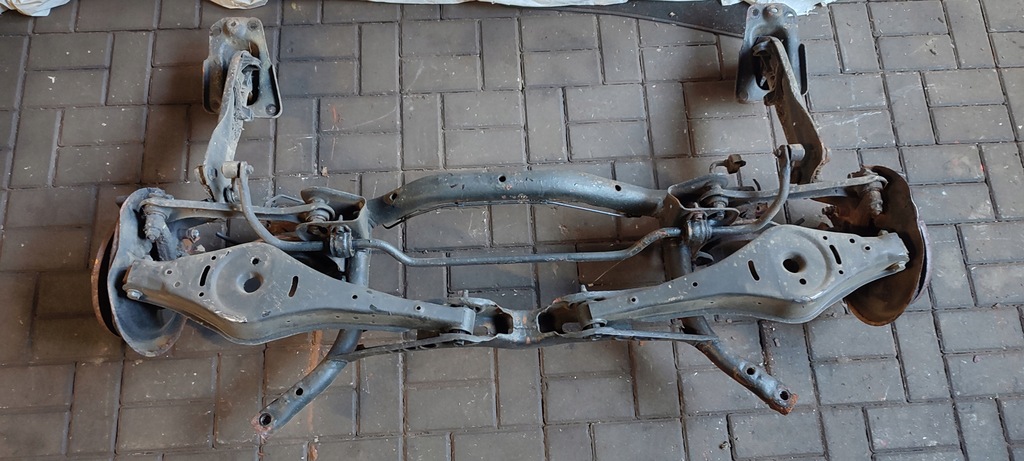 фото №10, Подрамник задняя задние vw golf v