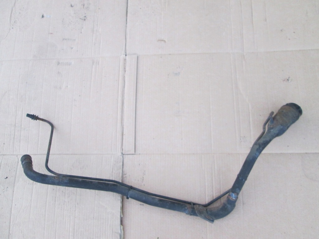 фото №8, Ford explorer 11- труба заливна горловина пального заливної бензин