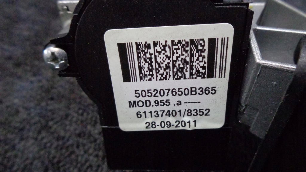 Бортовой компьютер замок зажигания bsi alfa romeo mito 1.4 16v m-air Доставка