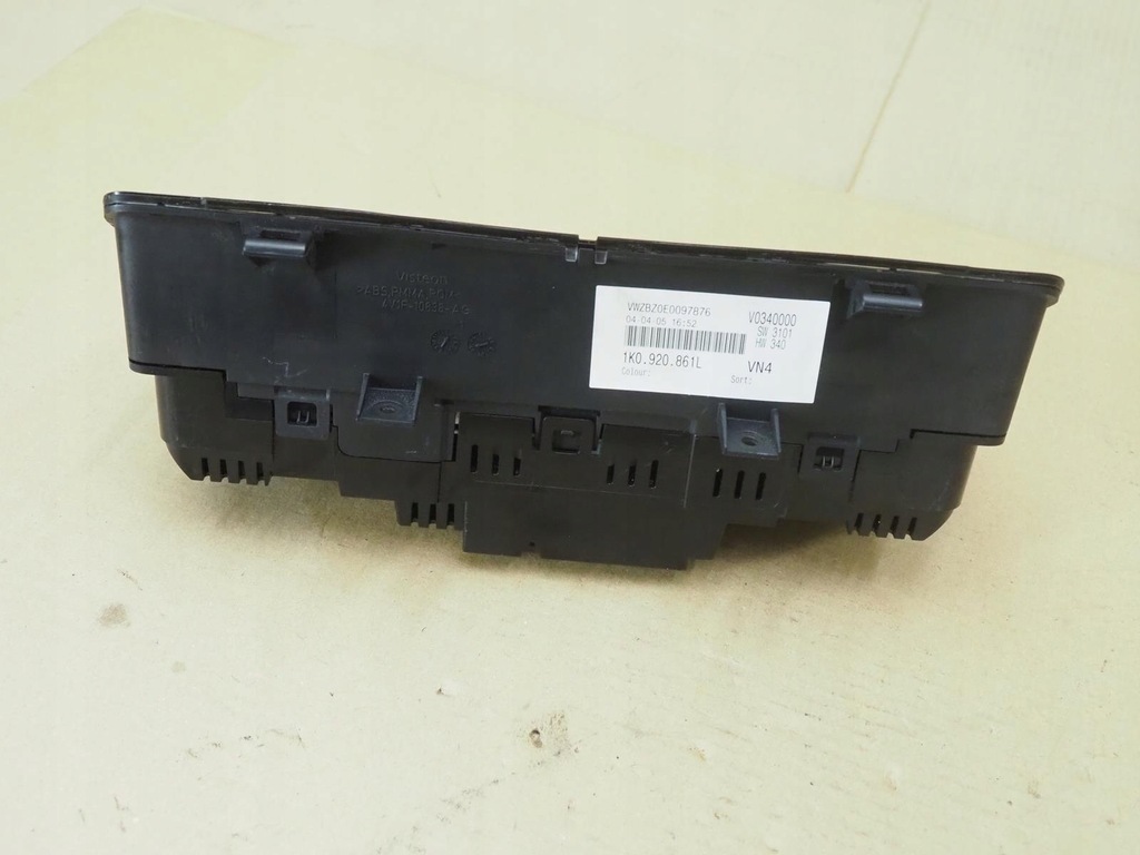 фото №16, Vw jetta golf v 5 счетчик приборная панель 1k0920861l europa