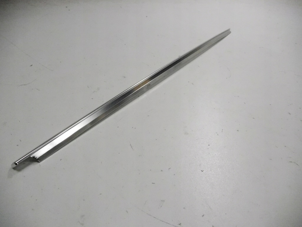 фото №7, Молдинг дверь левый задняя skoda superb ii оригинальный номер 3t5839644