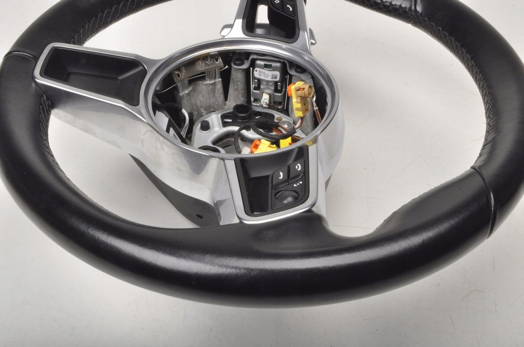 фото №9, Porsche macan воздуховод кожаный 95b419091aj