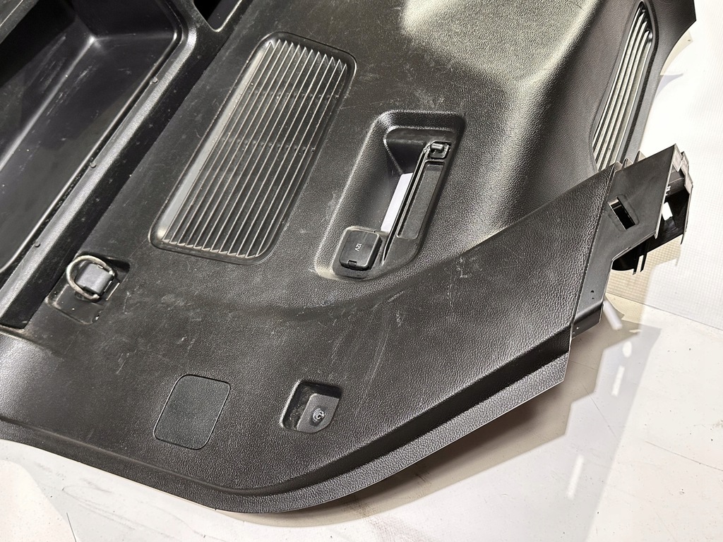 фото №5, Обшивка обшивка багажника задняя задний правый ford explorer 2020+