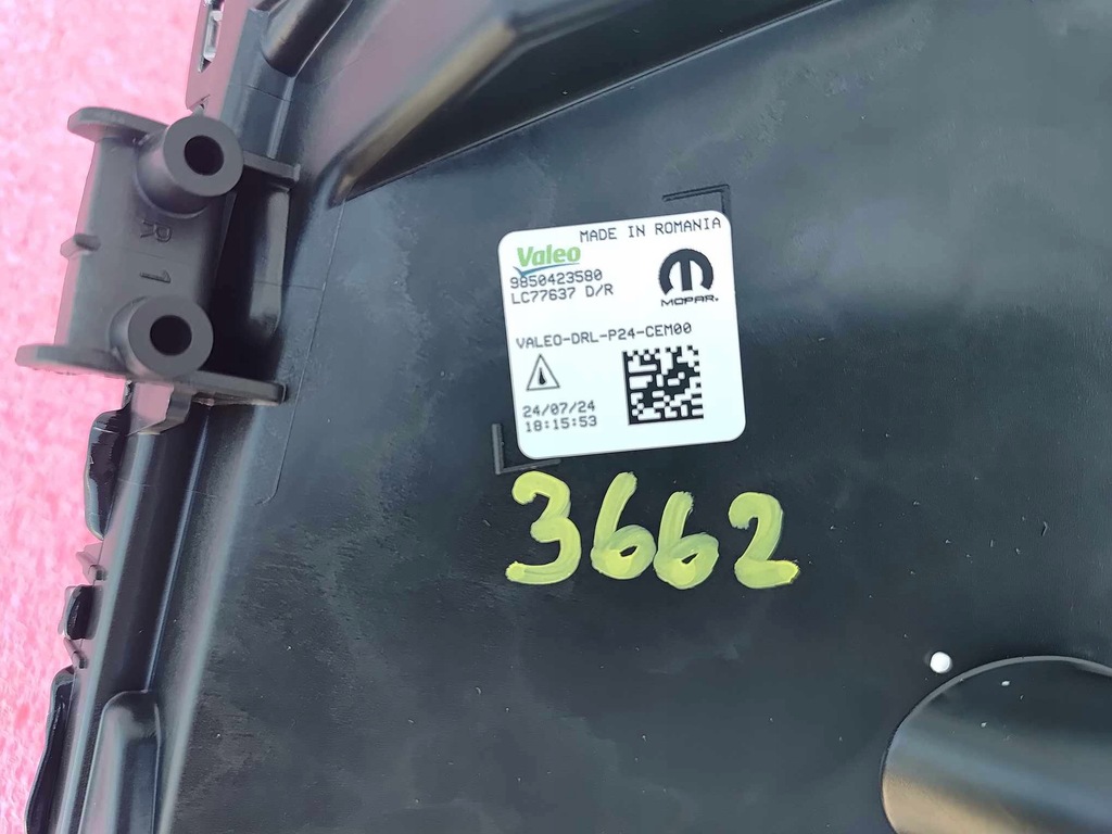 фото №9, Peugeot e-208 e-2008 ii lift 23- противотуманная фара led drl правый новый оригинальный номер 3662