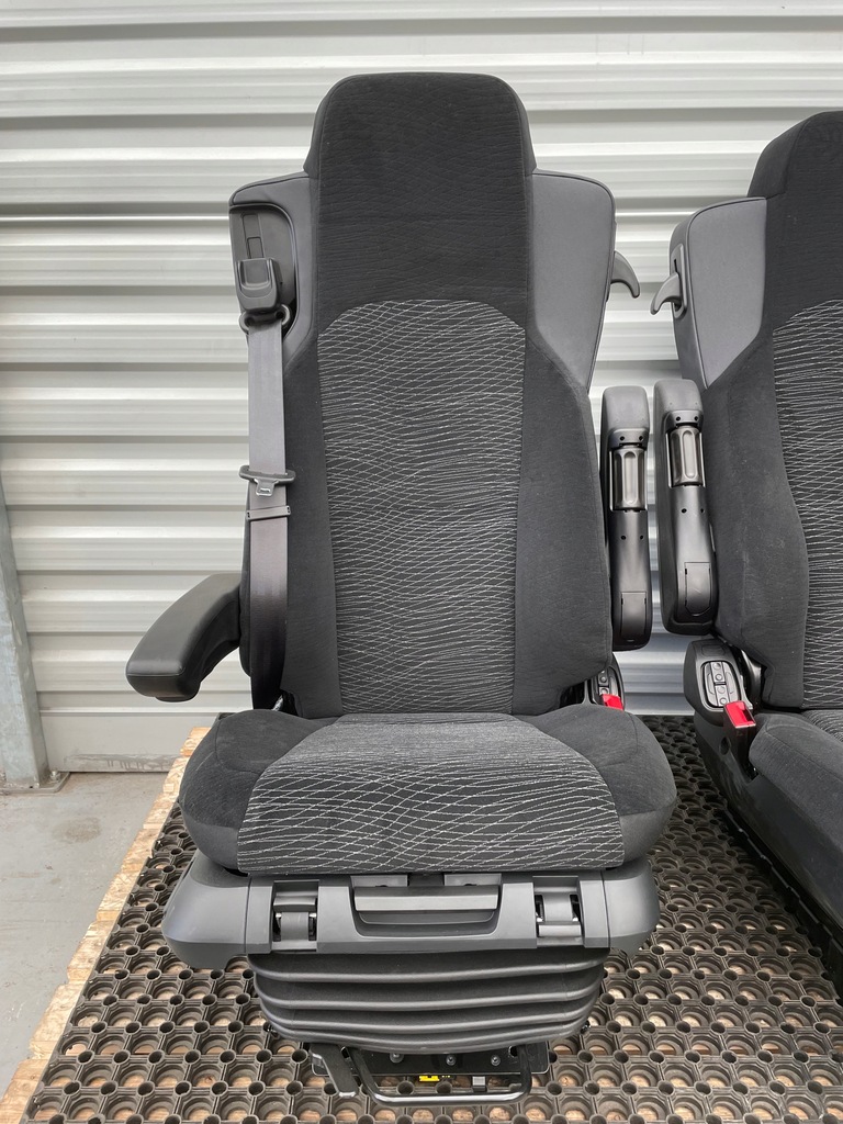 фото №1, Mercedes actros mp4 mp5 сидіння пасажира новий