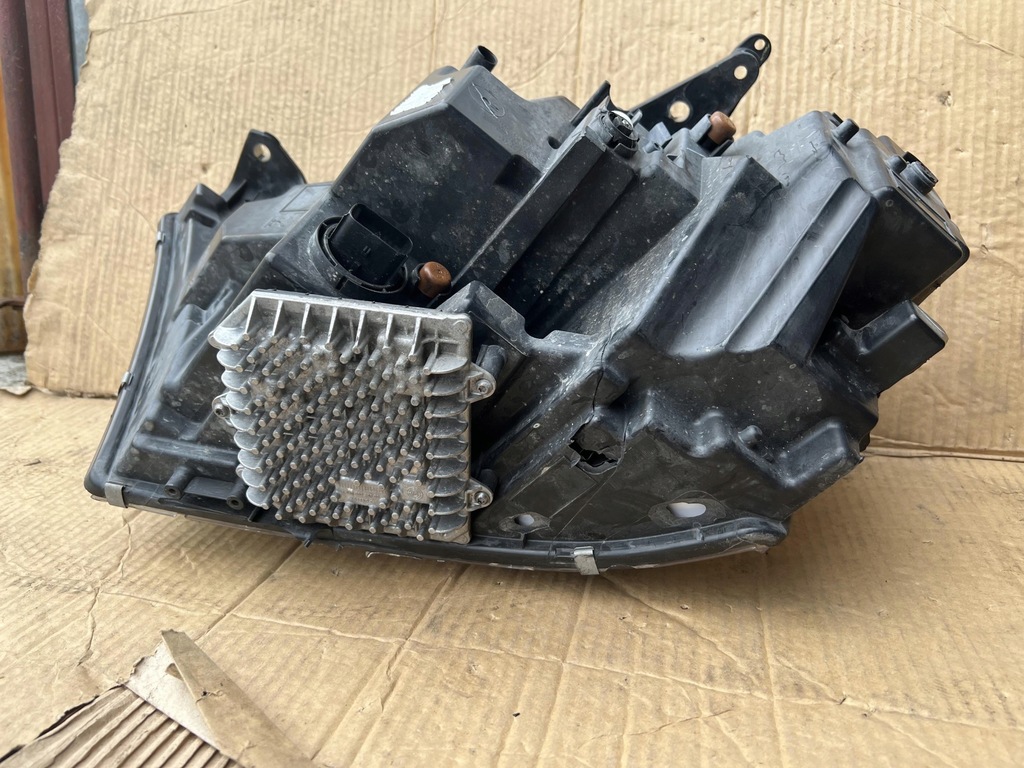 фото №9, Лампа led dodge ram 1500 19- правая перед oryg eu