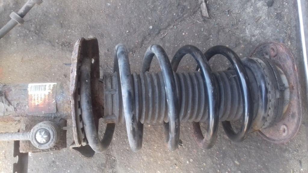 фото №10, Амортизационная стойка поворотный кулак правый volvo s80 ii