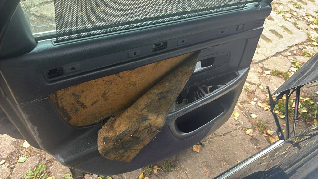 фото №2, Audi a8 d2 дверь задние левая задняя