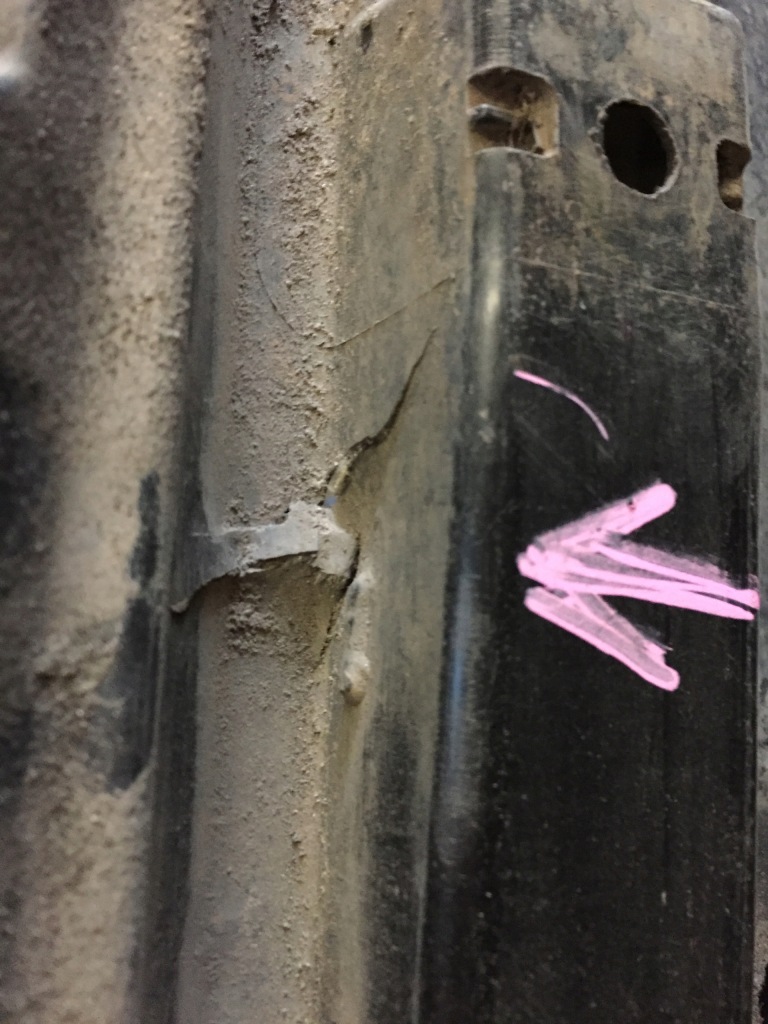 Audi a4 b8 a5 захист плита підлога підвіска ліва Київ