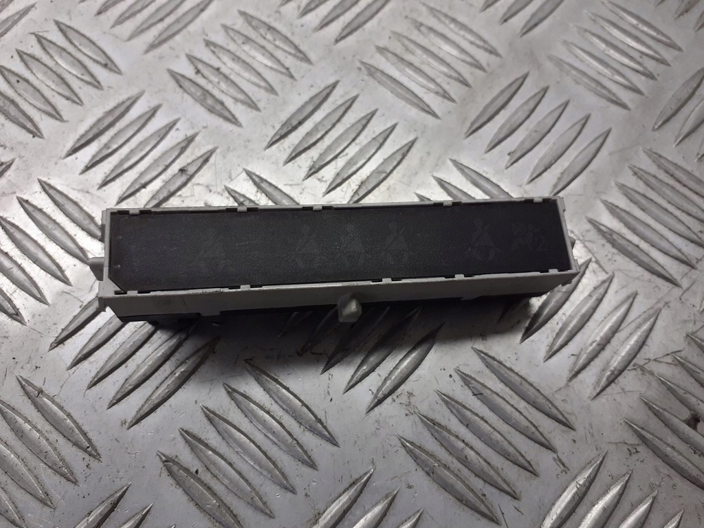 фото №1, Индикатор ремней дверь peugeot 207 1.4 hdi