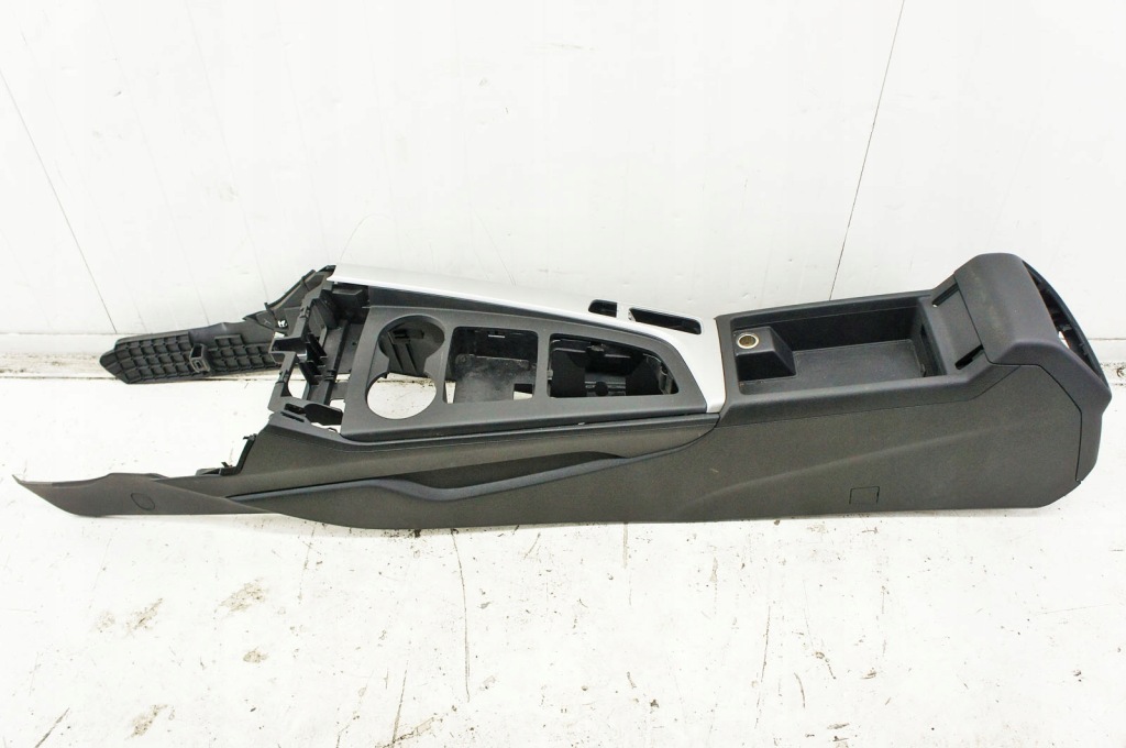 фото №1, Mn002 audi a4 b9 ^ туннель средний