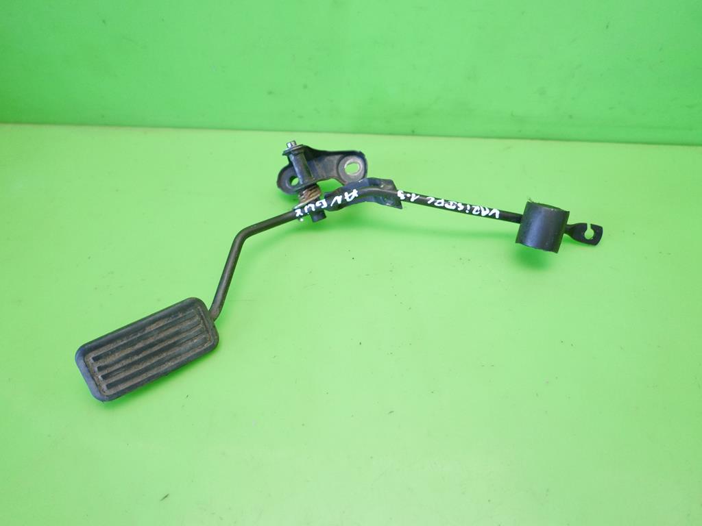 Педалі педаль газу toyota yaris i fl 1.3 03- anglik Зі Шроту