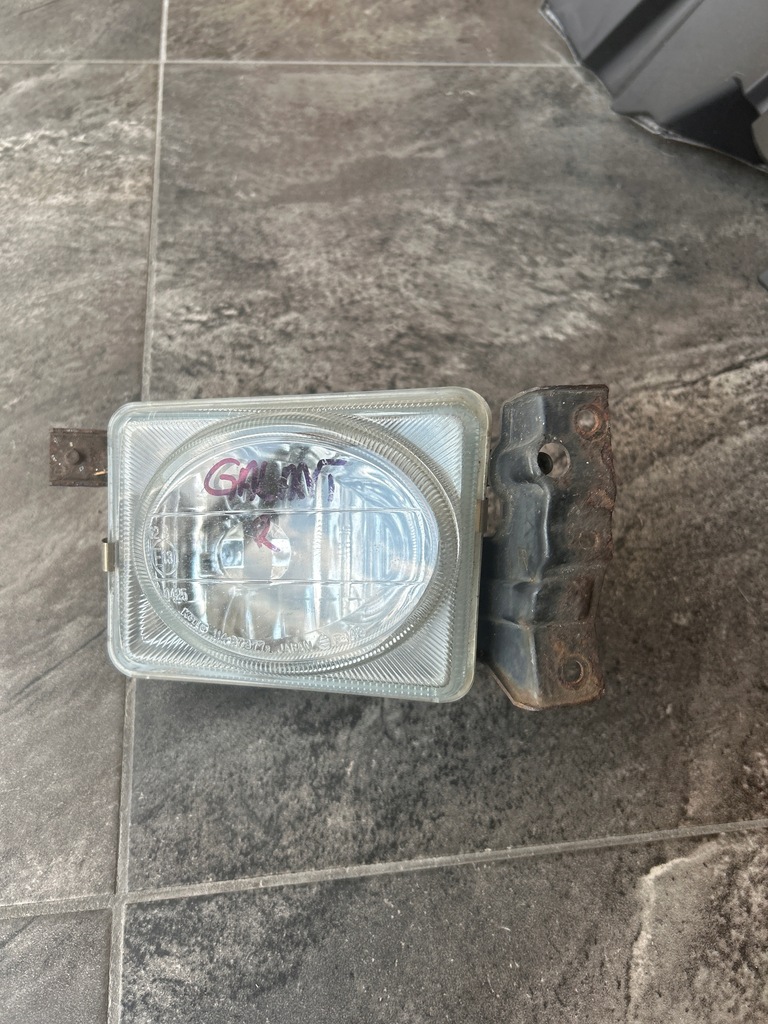 фото №1, Протитуманна фара правий mitsubishi galant viii