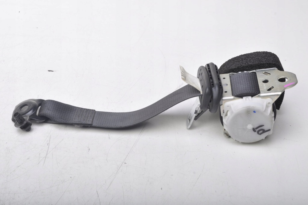 Купити Yaris iii ремінь безпеки правий задній h073818